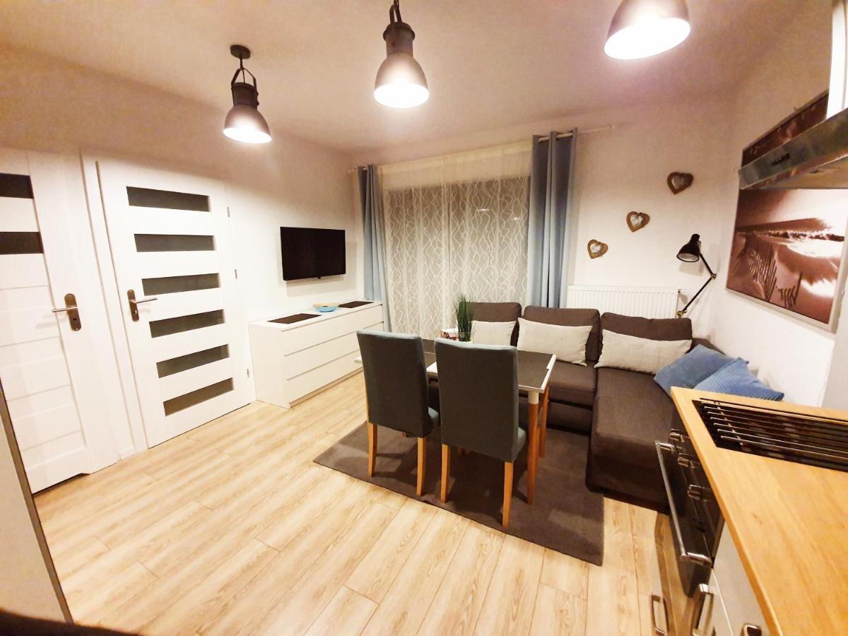 Apartamento Dom Przy Plazy Ustronie Morskie Exterior foto