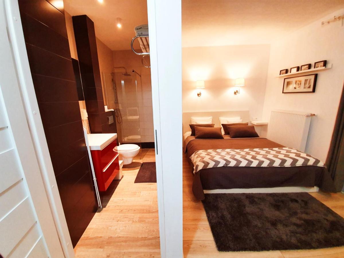 Apartamento Dom Przy Plazy Ustronie Morskie Exterior foto