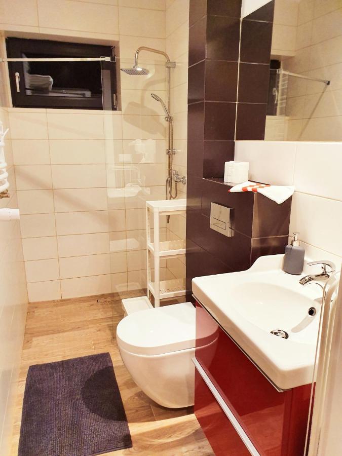Apartamento Dom Przy Plazy Ustronie Morskie Exterior foto