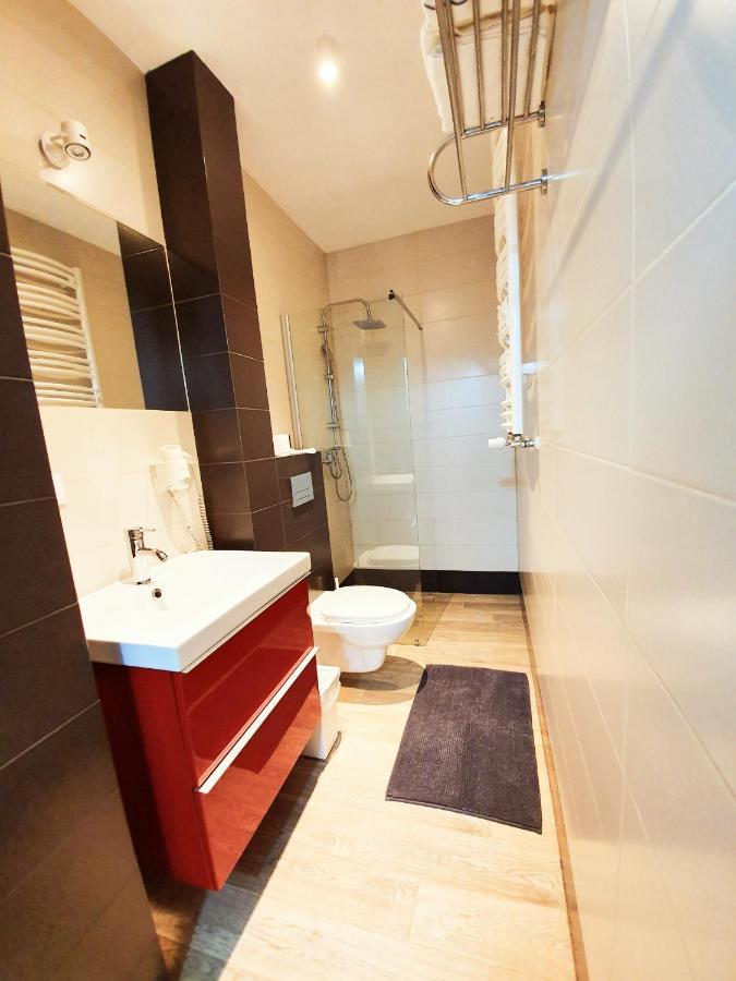 Apartamento Dom Przy Plazy Ustronie Morskie Exterior foto